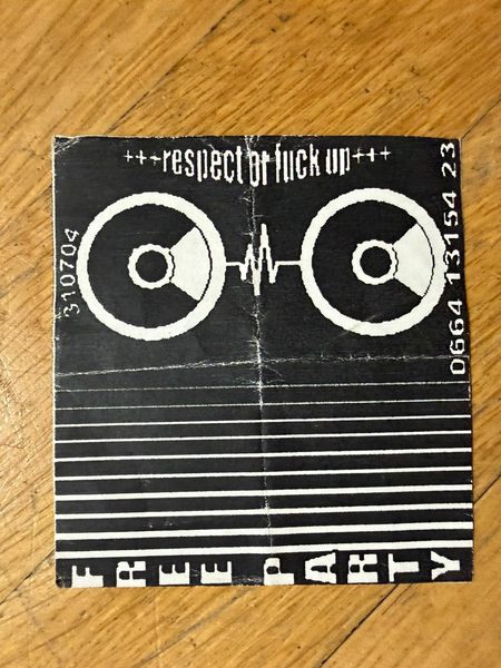 Flyer 28